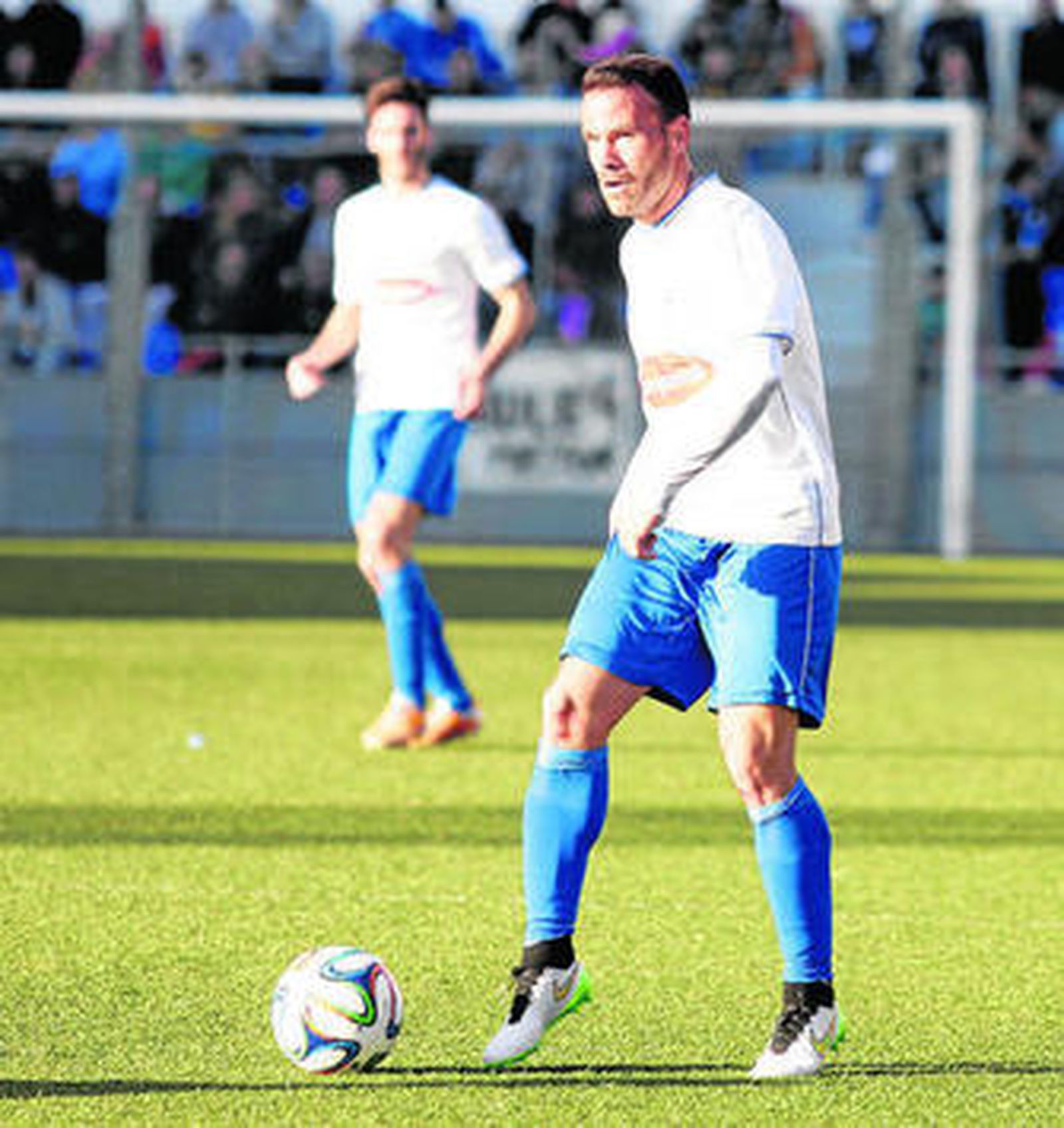 El paleño Apoño, en un encuentro reciente del CD El Palo.