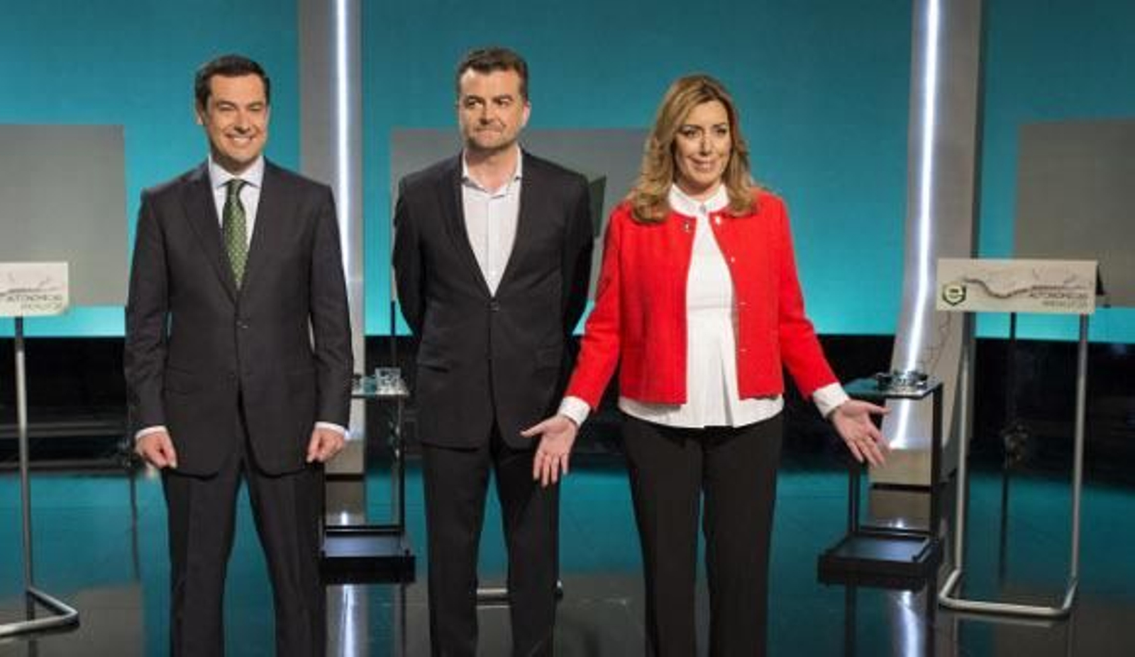 Juanma Moreno sonríe, Susana Díaz interrumpe y Maíllo critica