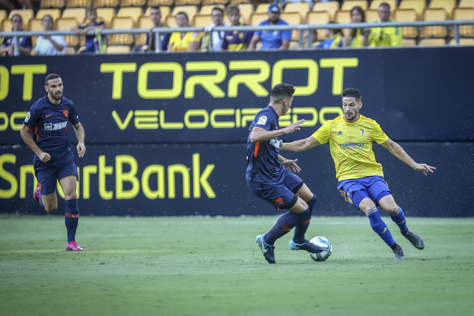 Partido de presentación entre el Cádiz CF y el Málaga CF en imágenes Partido de presentación entre el Cádiz CF y el Málaga CF en imágenes