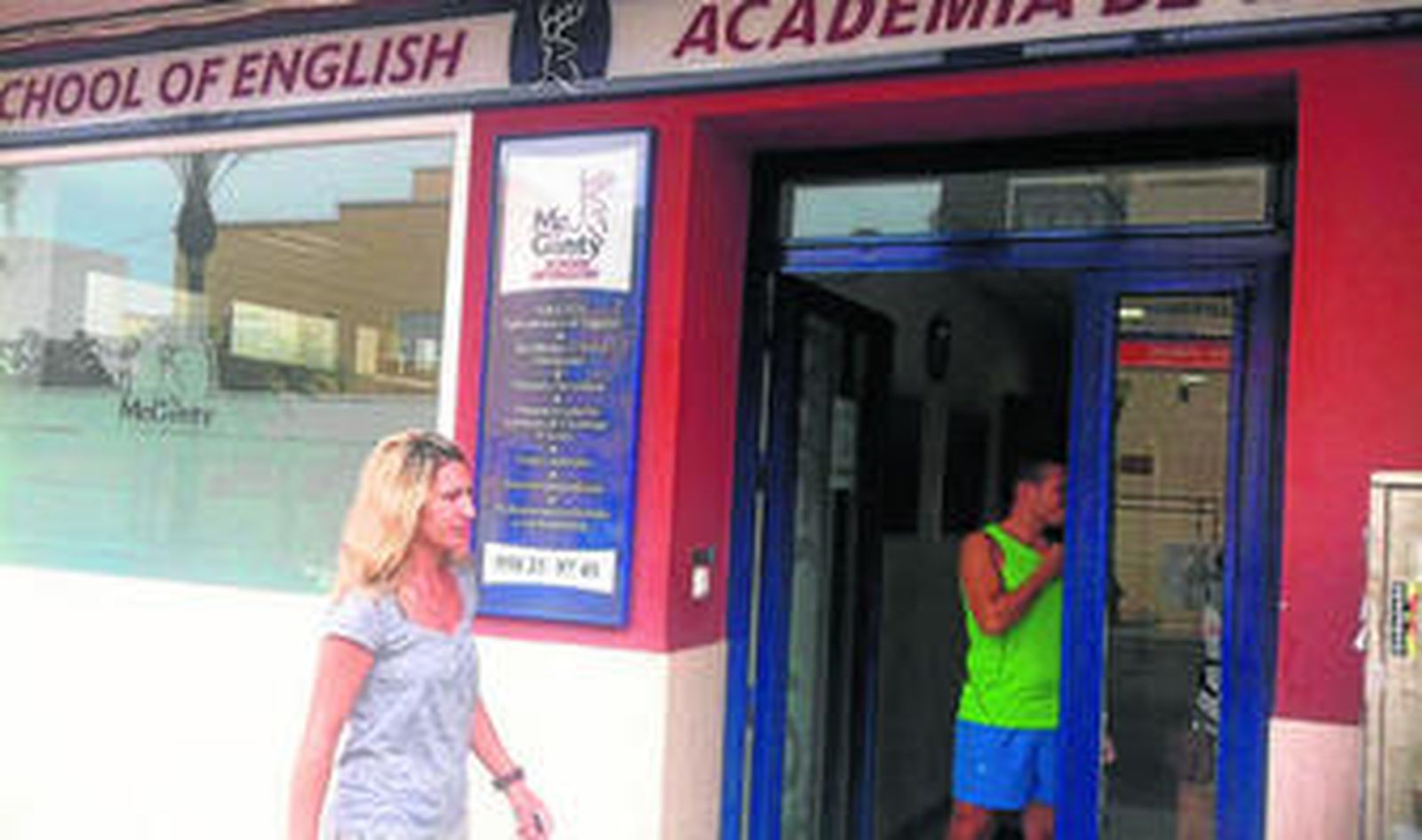 Los alumnos acuden a las academias de la capital para preparar sus exámenes oficiales.