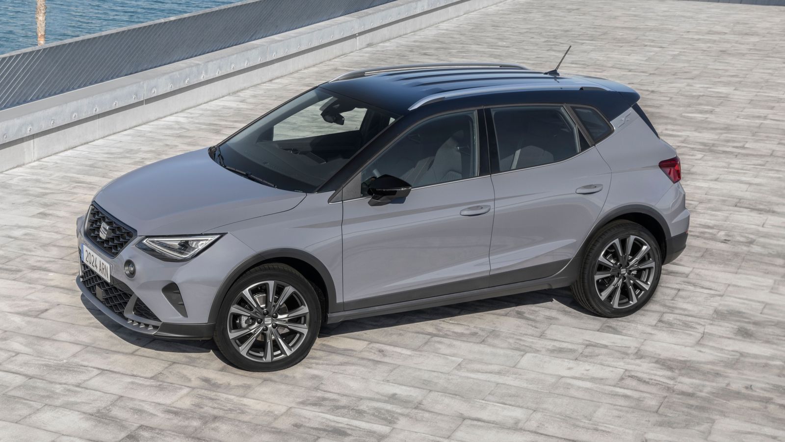 Los SUV de tamaño medio, como el Hyundai Tucson o Nissan Qashqai; y los pequeños, entre los que están los Seat Arona, Peugeot 2008 y MG ZS, acumulan más de la mitad de las ventas en nuestro país: un 52 por ciento de las mismas.