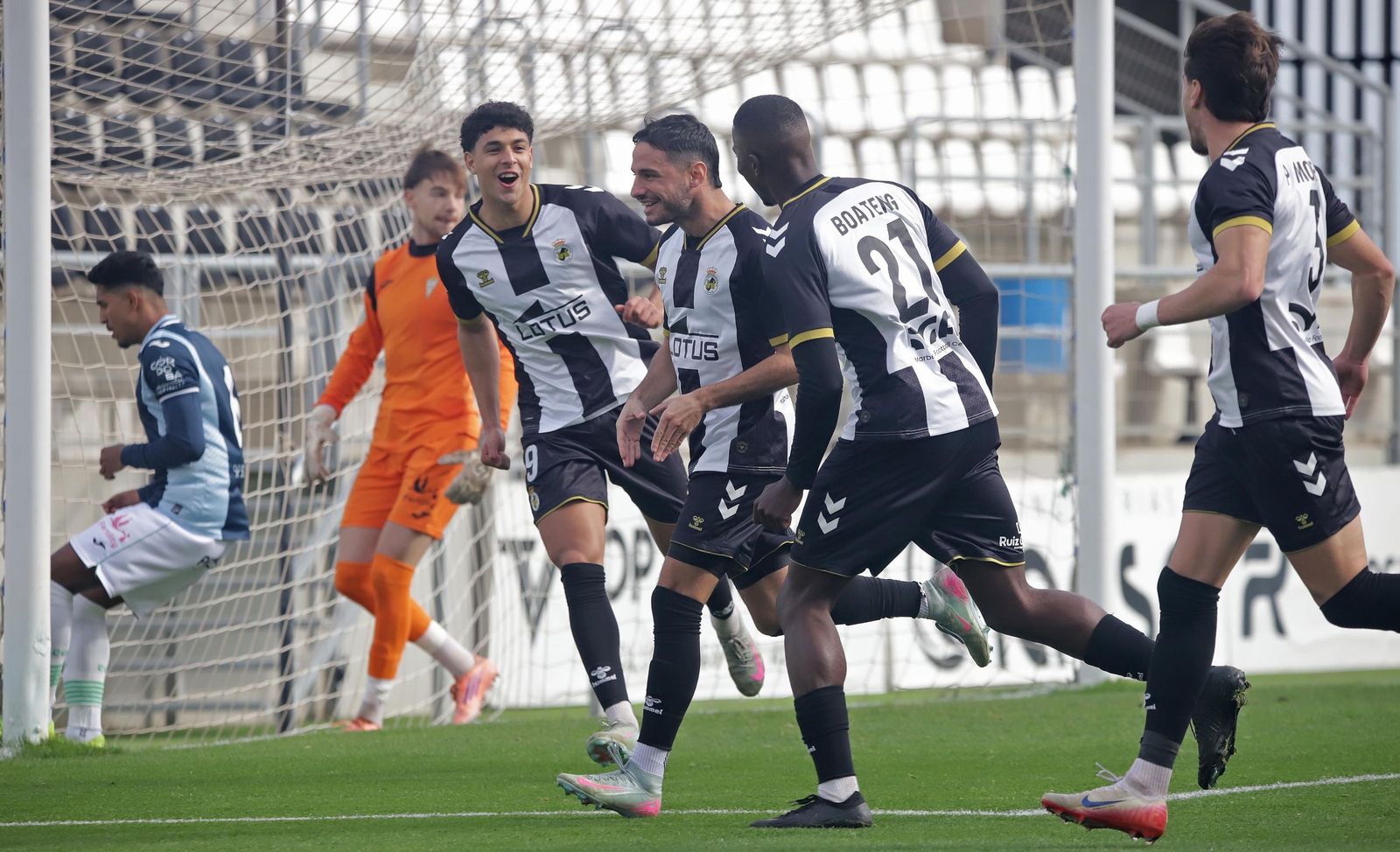 Las mejores fotos del Balona - Córdoba B de Tercera Federación