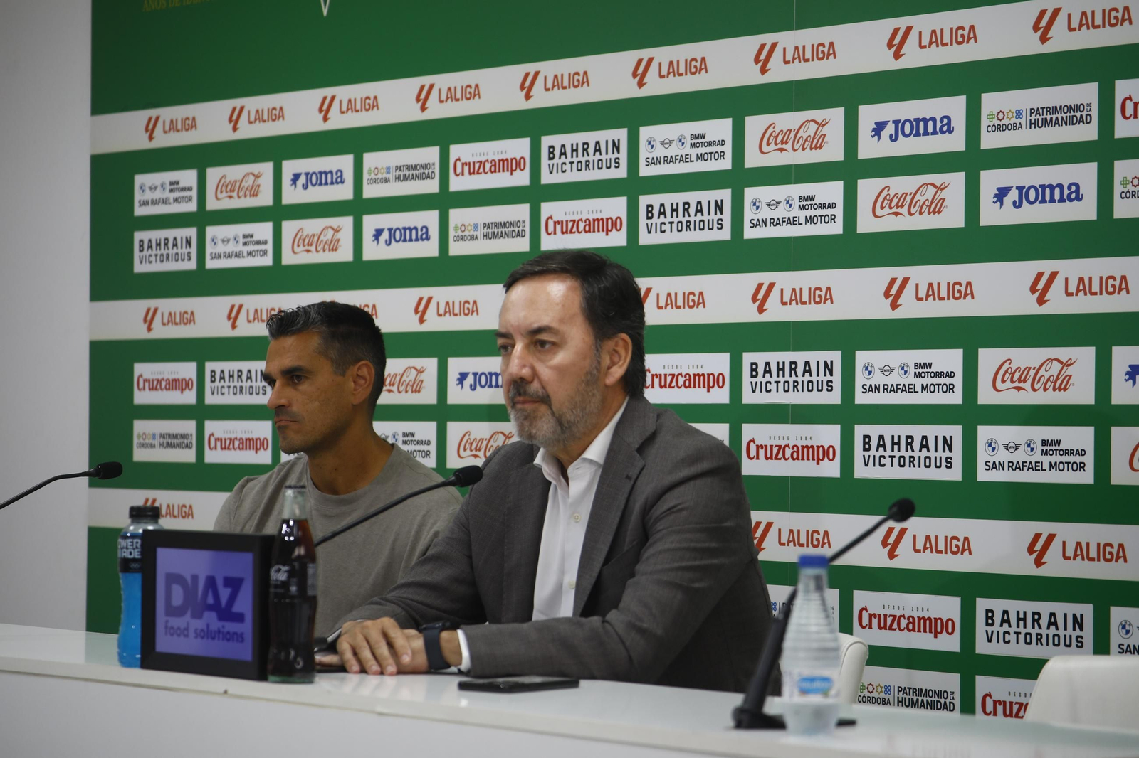 Las mejores fotos de la presentación de Adri Fuentes, Juan María Alcedo y Mariano Carmona como jugadores del Córdoba CF