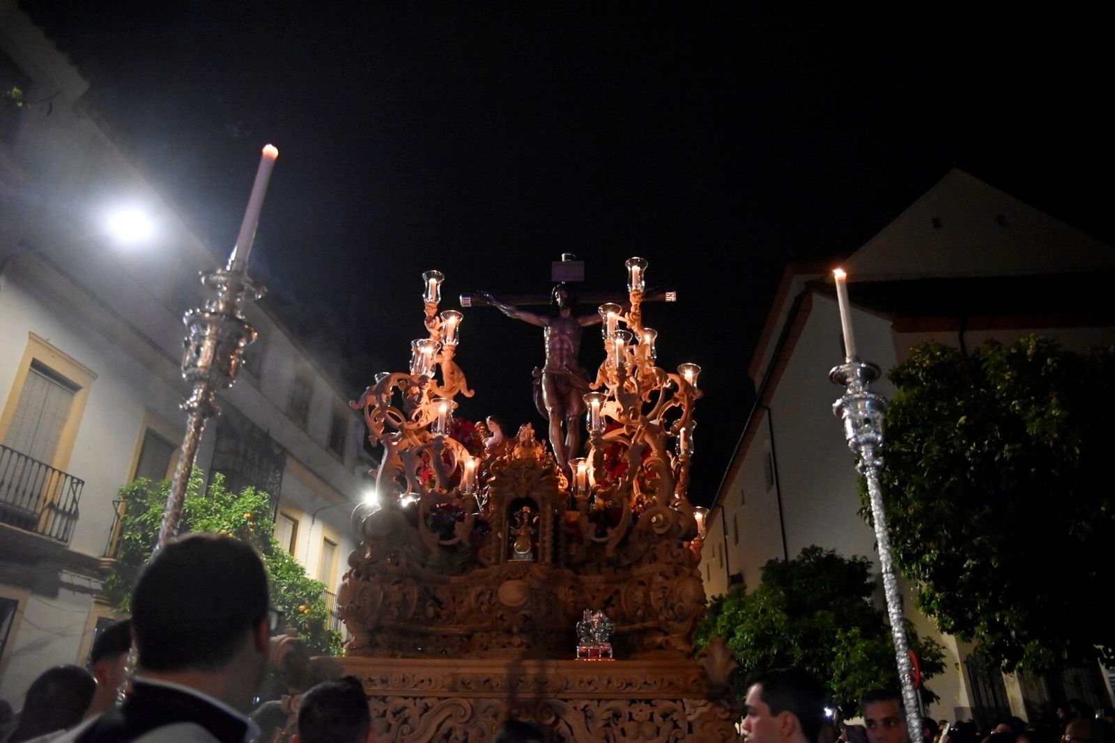 El vía crucis del Cristo de la Providencia, en imágenes