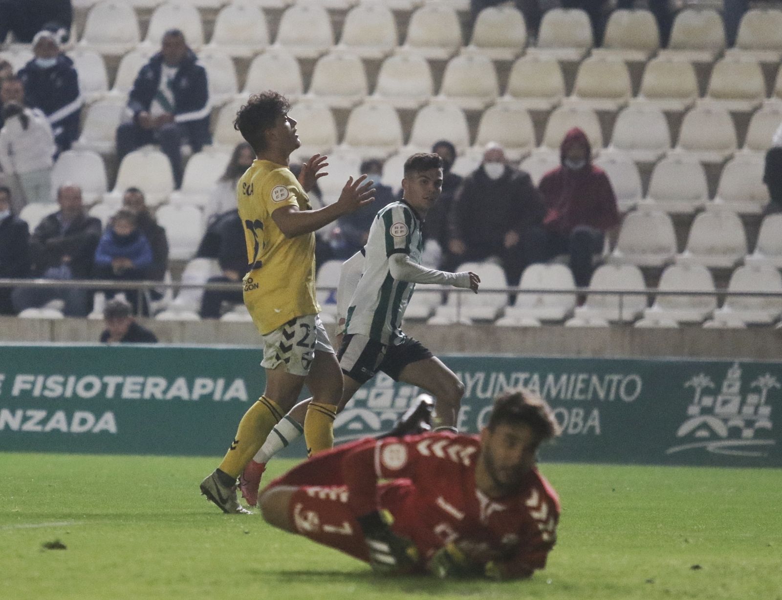 La victoria del Córdoba CF ante el Ebro, en imágenes