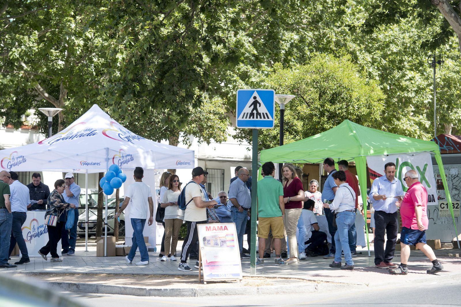PP y Vox: vecinos en la campaña.