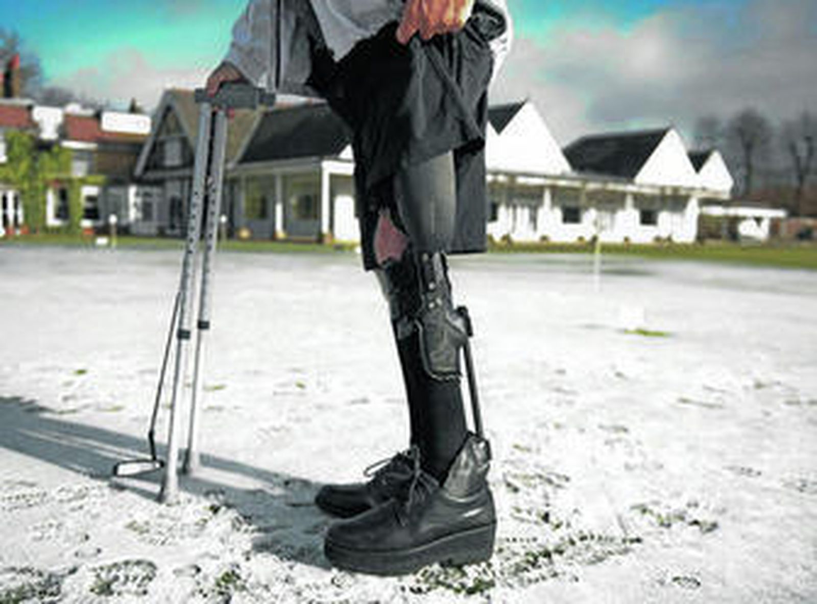 El primer exoesqueleto biónico  para miembros inferiores del mundo,