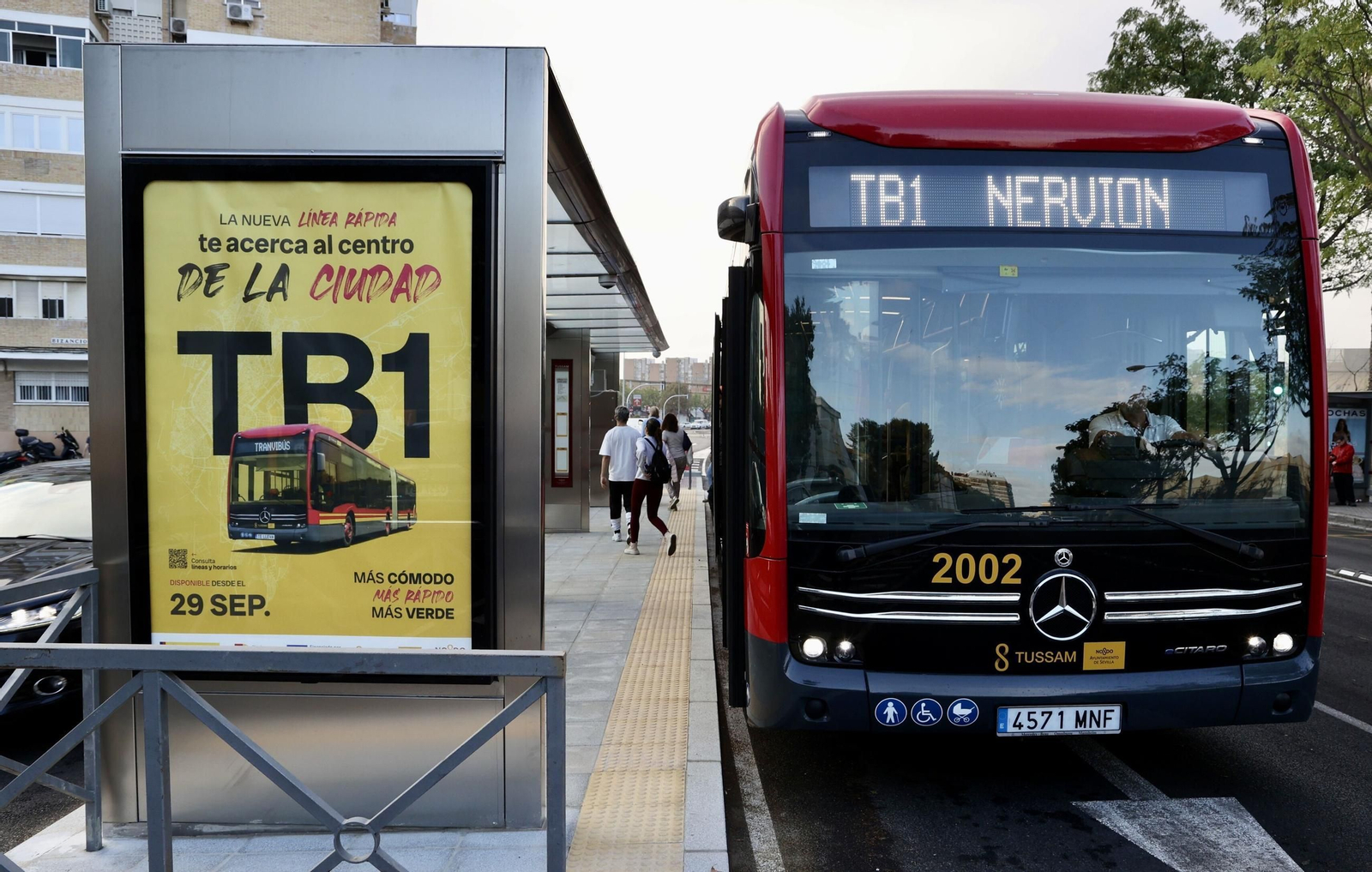 El tranvibús conecta por ahora Torreblanca y Sevilla Este con Nervión