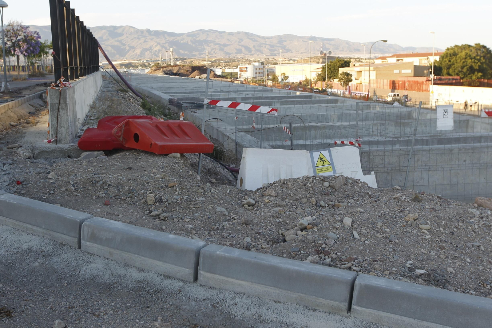 Fotogalería obras del soterramiento en Almería