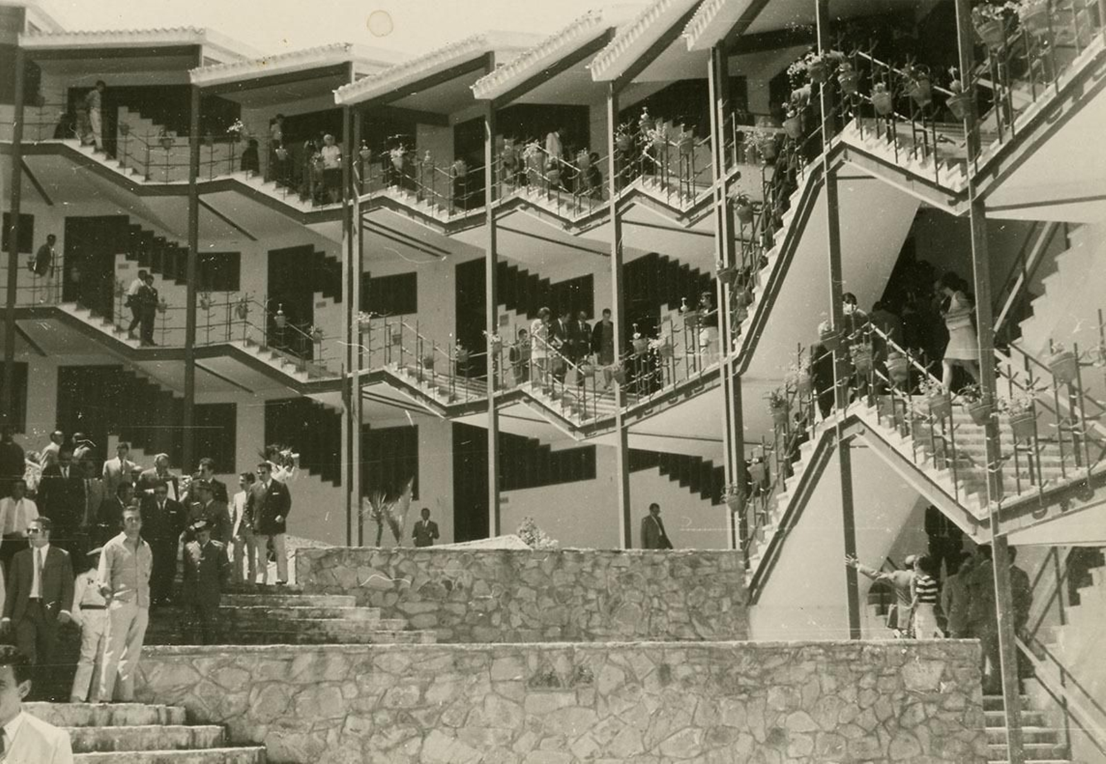 Inauguración, decadencia y resurgir del edificio de la Escuela de Arte de Algeciras