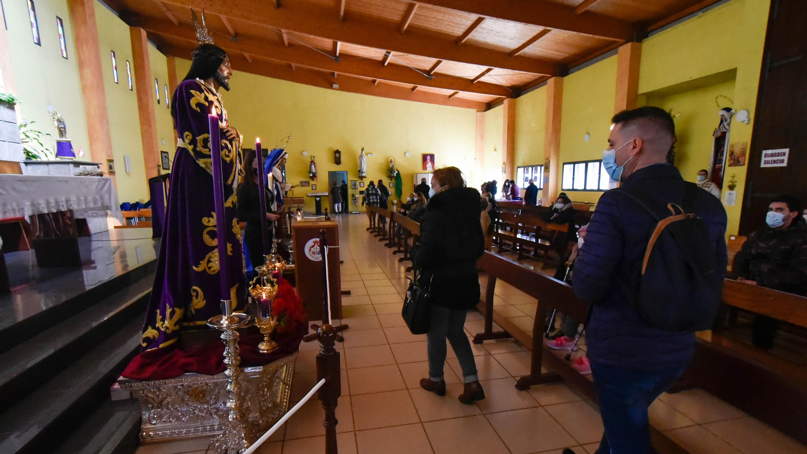 Fotos de la Veneración al Cristo de Medinaceli en La Línea