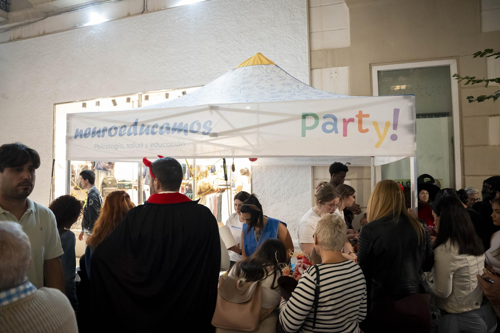 Las mejores imágenes de la noche en negro de Almería