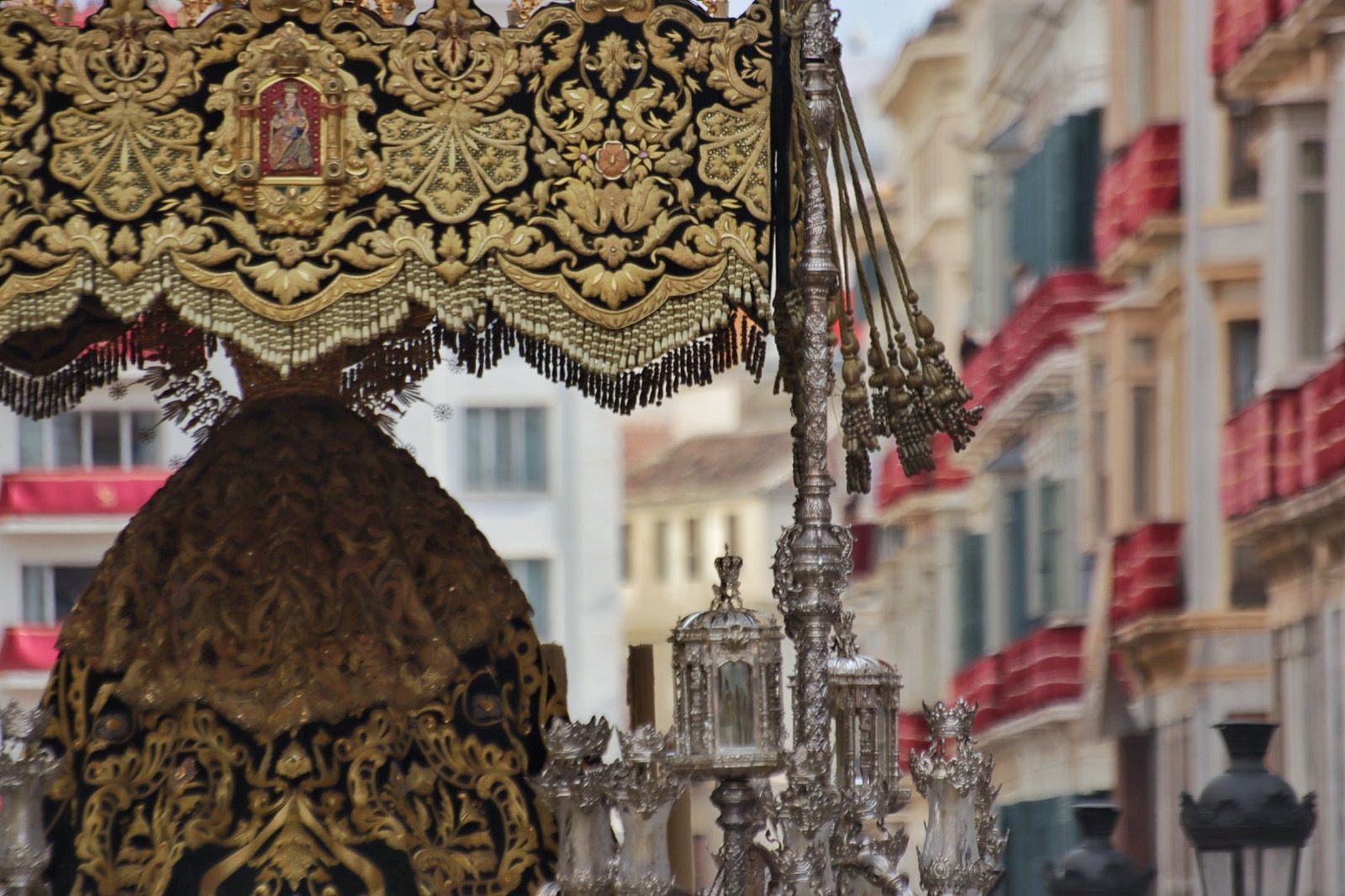 Lágrimas y Favores el Domingo de Ramos en Málaga, en imágenes