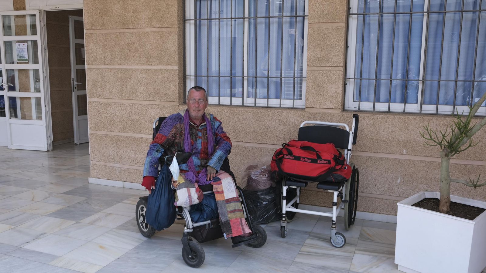 Francisco Ruzafa era uno de los huéspedes del albergue. Este jueves durmió en la calle.