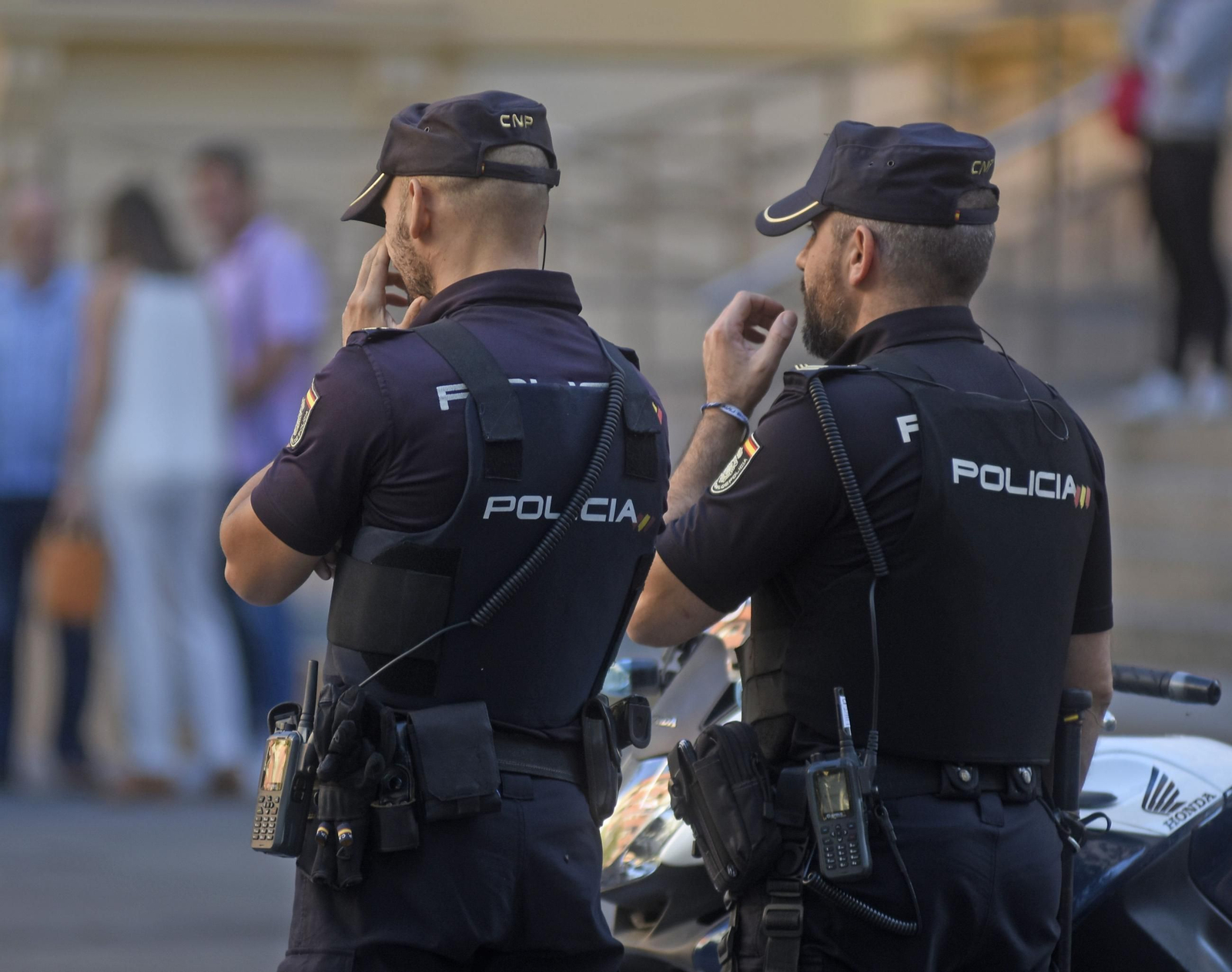 Dos efectivos de la Policía Nacional de Córdoba