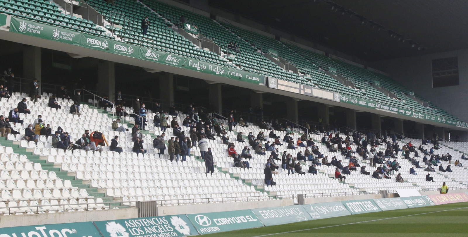 Aspecto de la grada de Preferencia en el partido ante el Getafe de Copa del Rey.