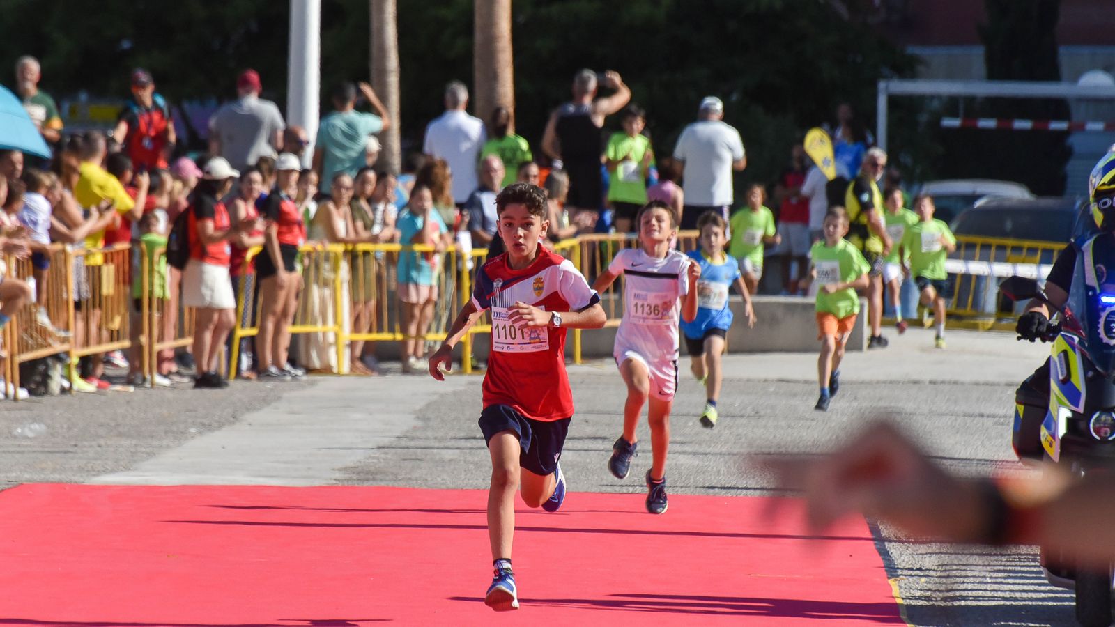Búscate en la galería de categorías inferiores de la  XXI Carrera Popular Puerto Bahía de Algeciras