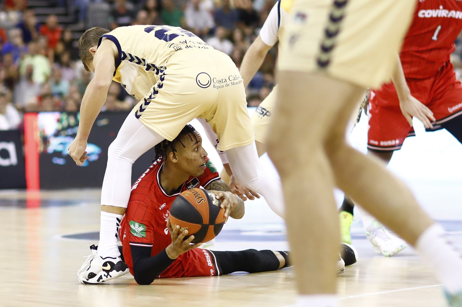 Las mejores imágenes del Covirán Granada-UCAM Murcia