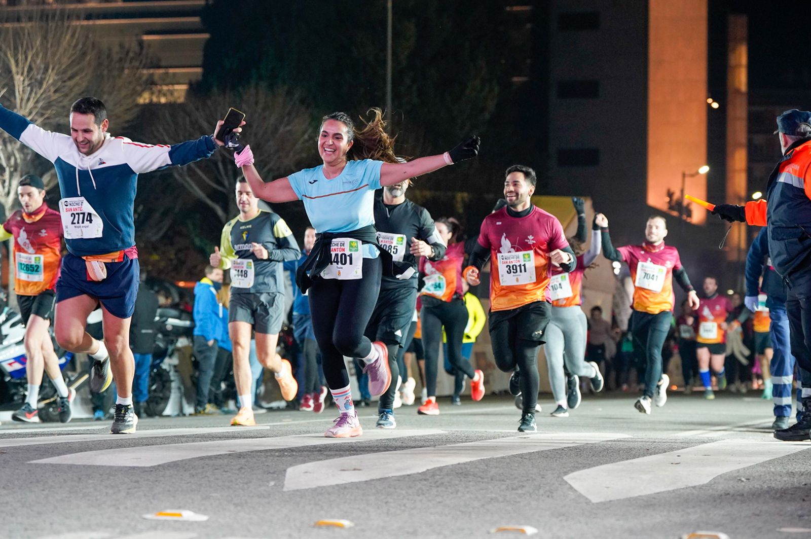 En imágenes: búscate en tu llegada a meta de la Carrera de San Antón 2026 (20)