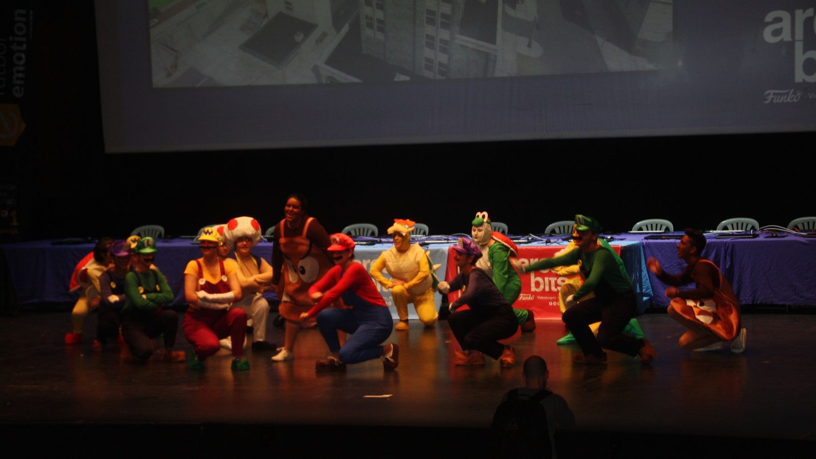 El grupo de baile Kalesi ha participado en la inauguración de XpoBit