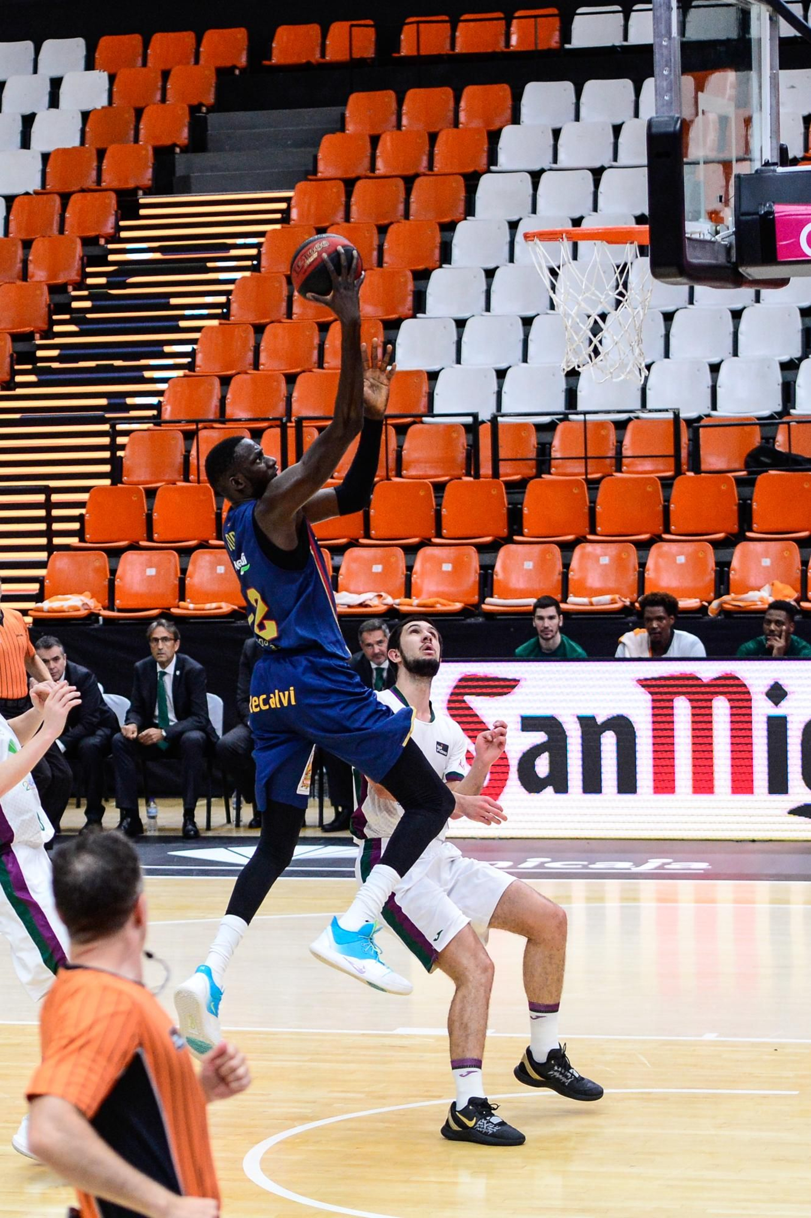 El Baskonia-Unicaja, en fotos