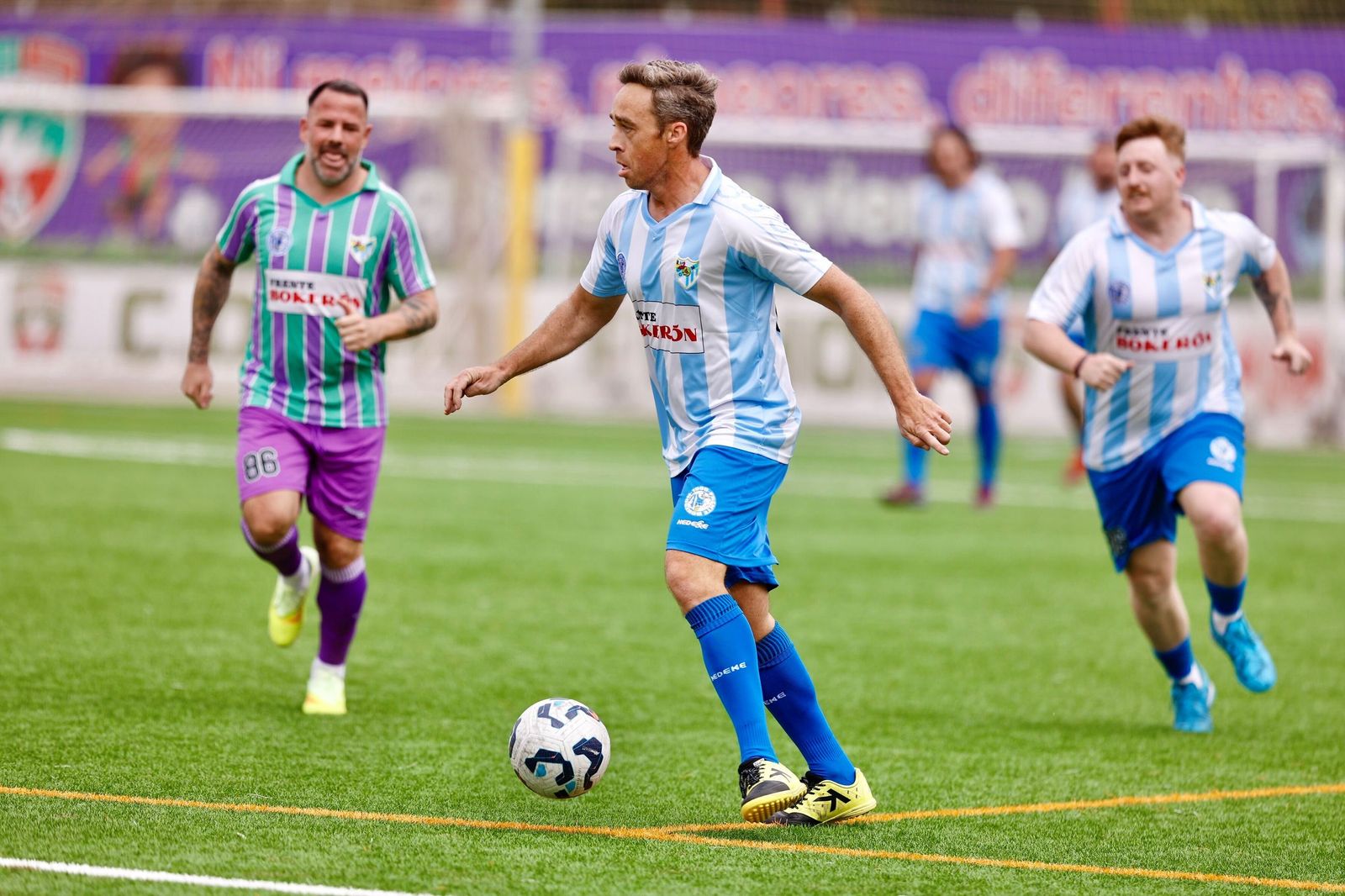 Leyendas del Málaga CF se reúnen en el césped