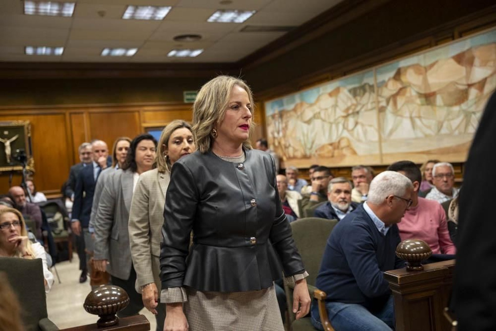 Las imágenes del primer pleno en Diputación sin Javier Aureliano García