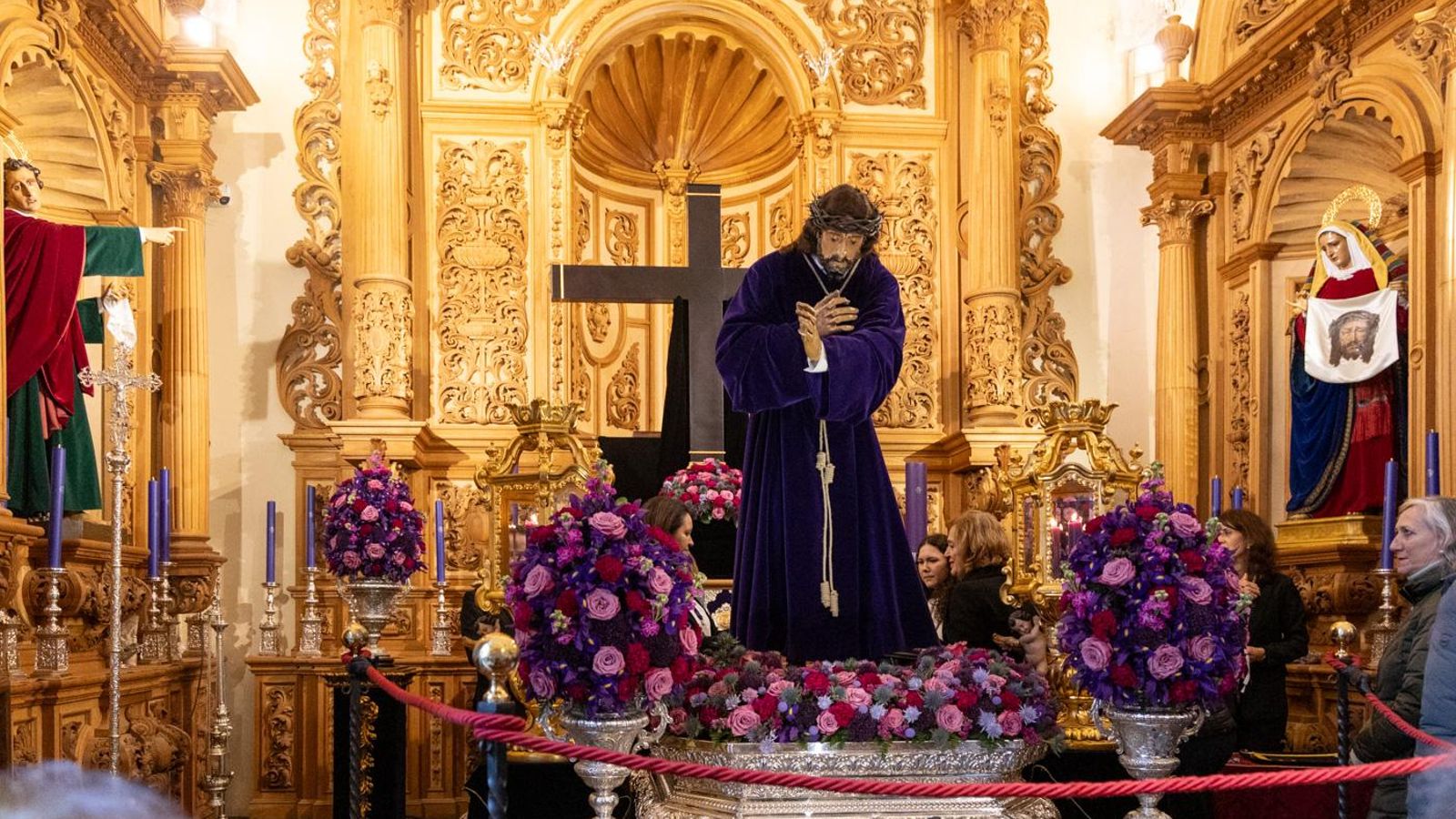 Segundo día del besapié de Nuestro Padre Jesús Nazareno