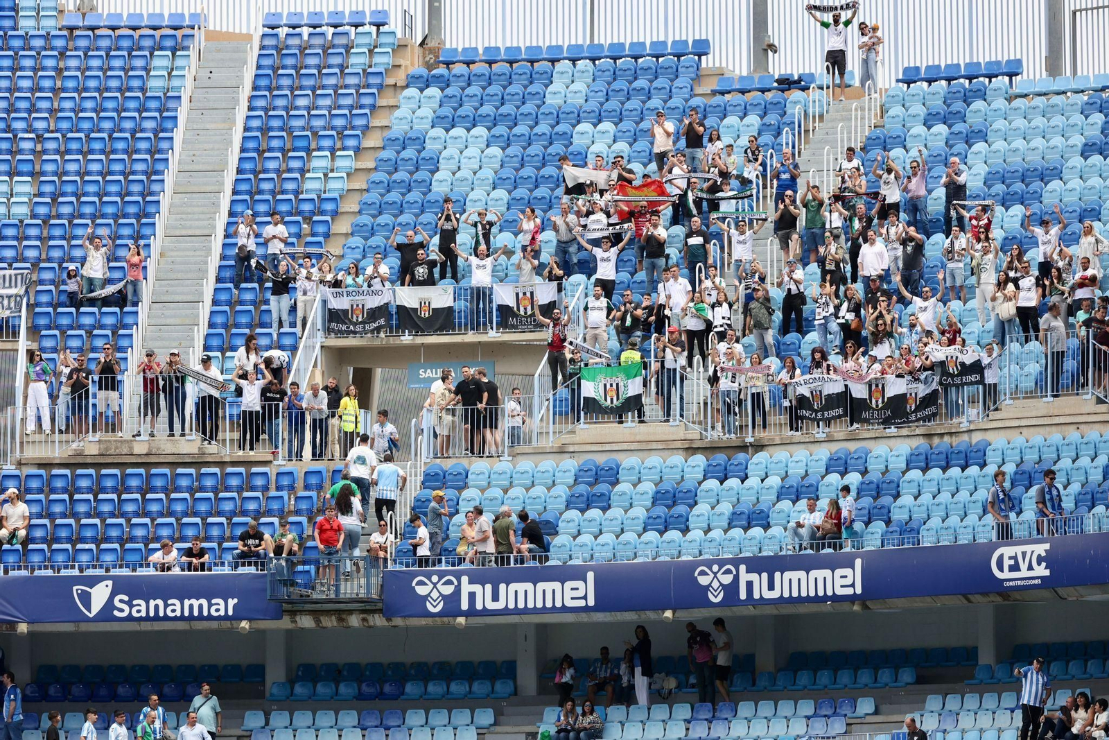 Búscate en el Málaga CF - Mérida en las gradas de La Rosaleda