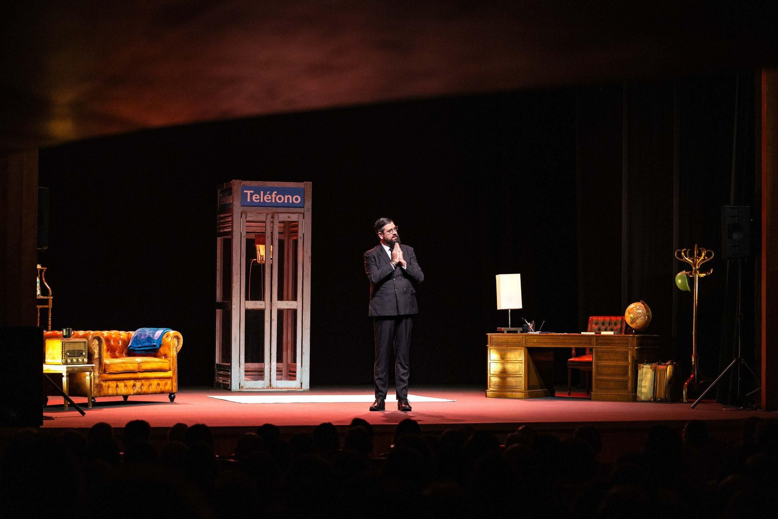 Doble triunfo de Manu Sánchez en el Teatro de las Cortes de San Fernando con 'Entregamos'