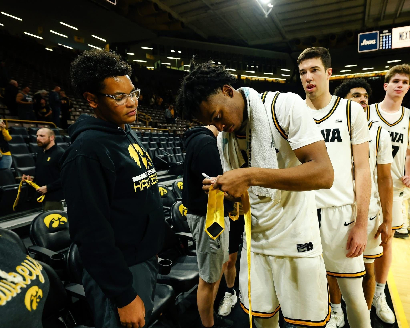 Buen arranque de Álvaro Folgueiras en la NCAA con Iowa