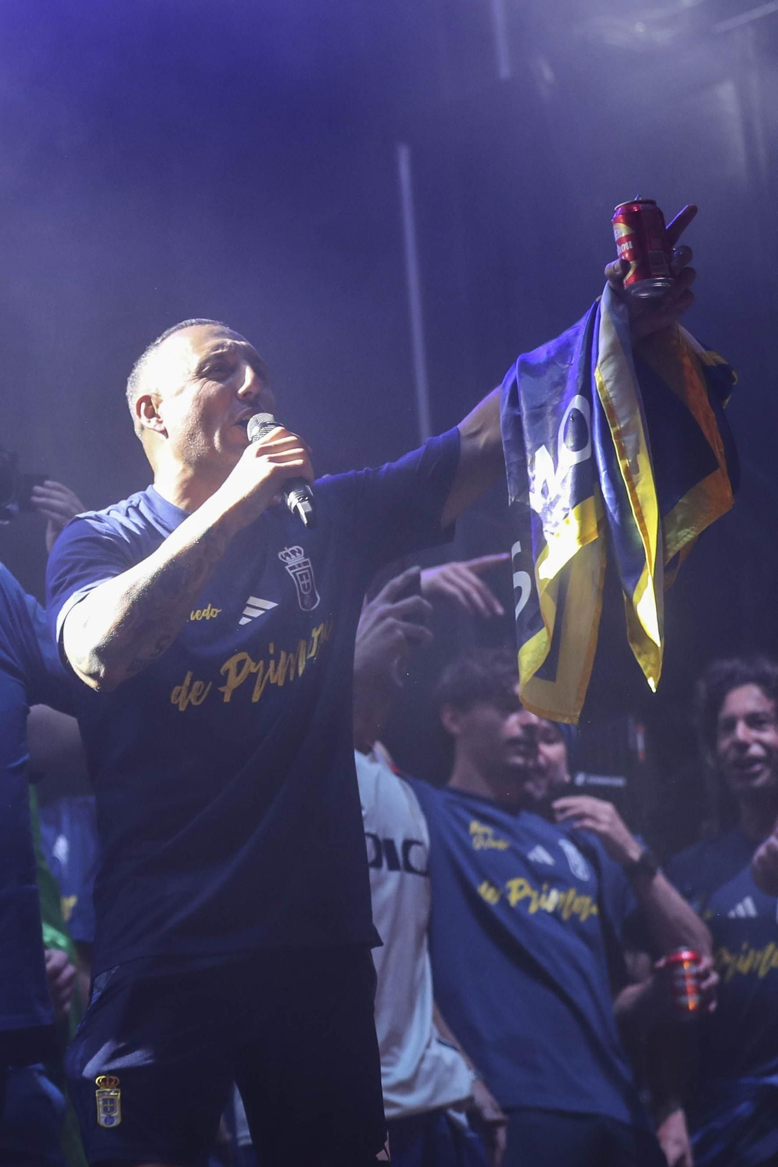 Las fotos del ascenso del Oviedo ante el Mirandés