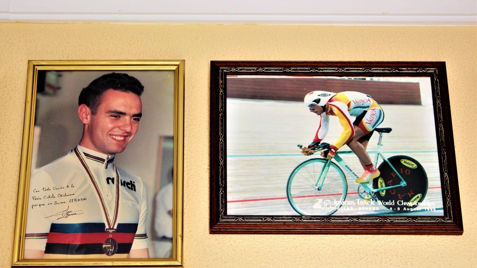 Fotografías de Moreno Periñán tras haber ganado su medalla olímpica en Barcelona 1992