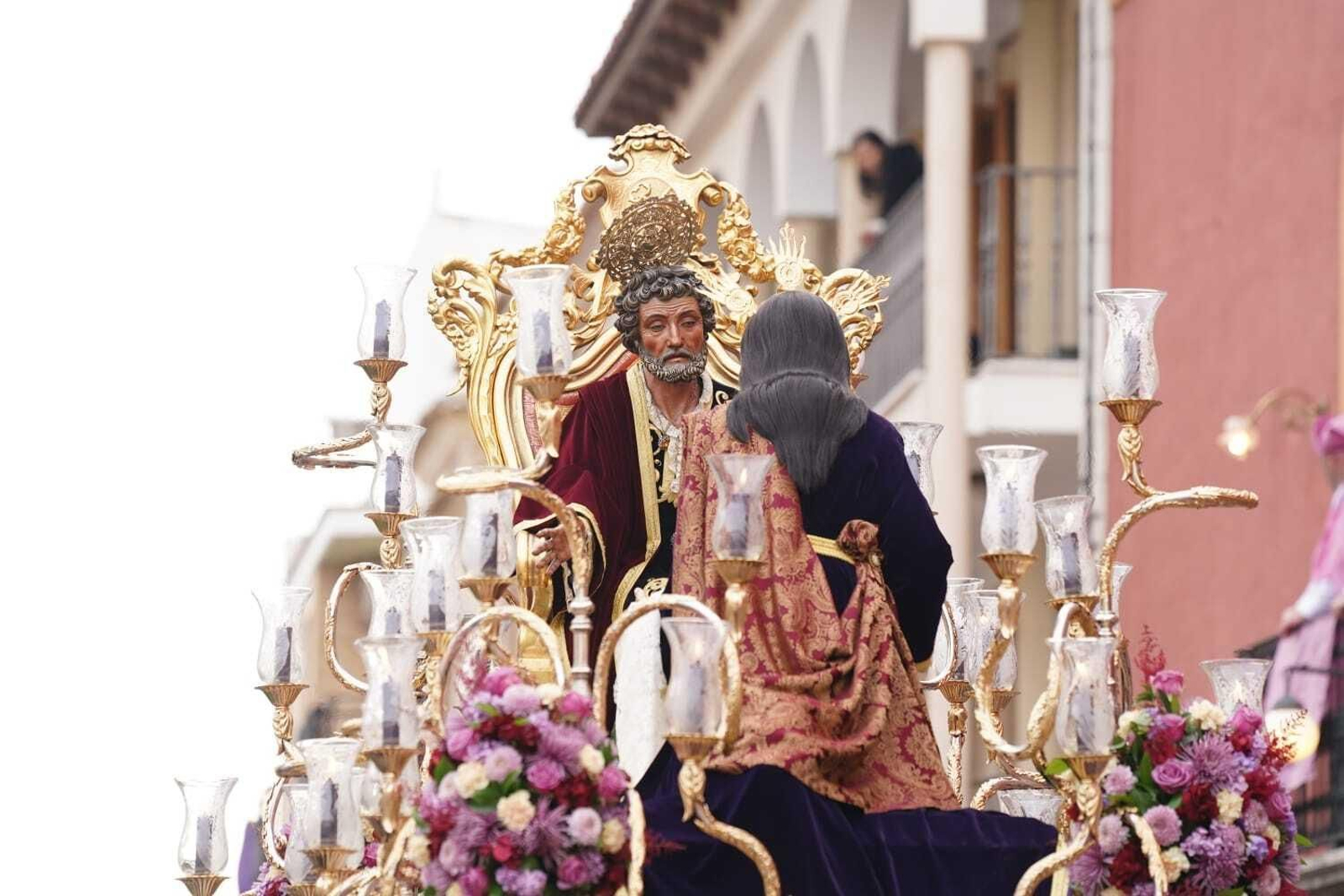 Las mejores imágenes de la tarde del Jueves Santo de Lucena: Santa Fe, Columna, Caído y Sangre