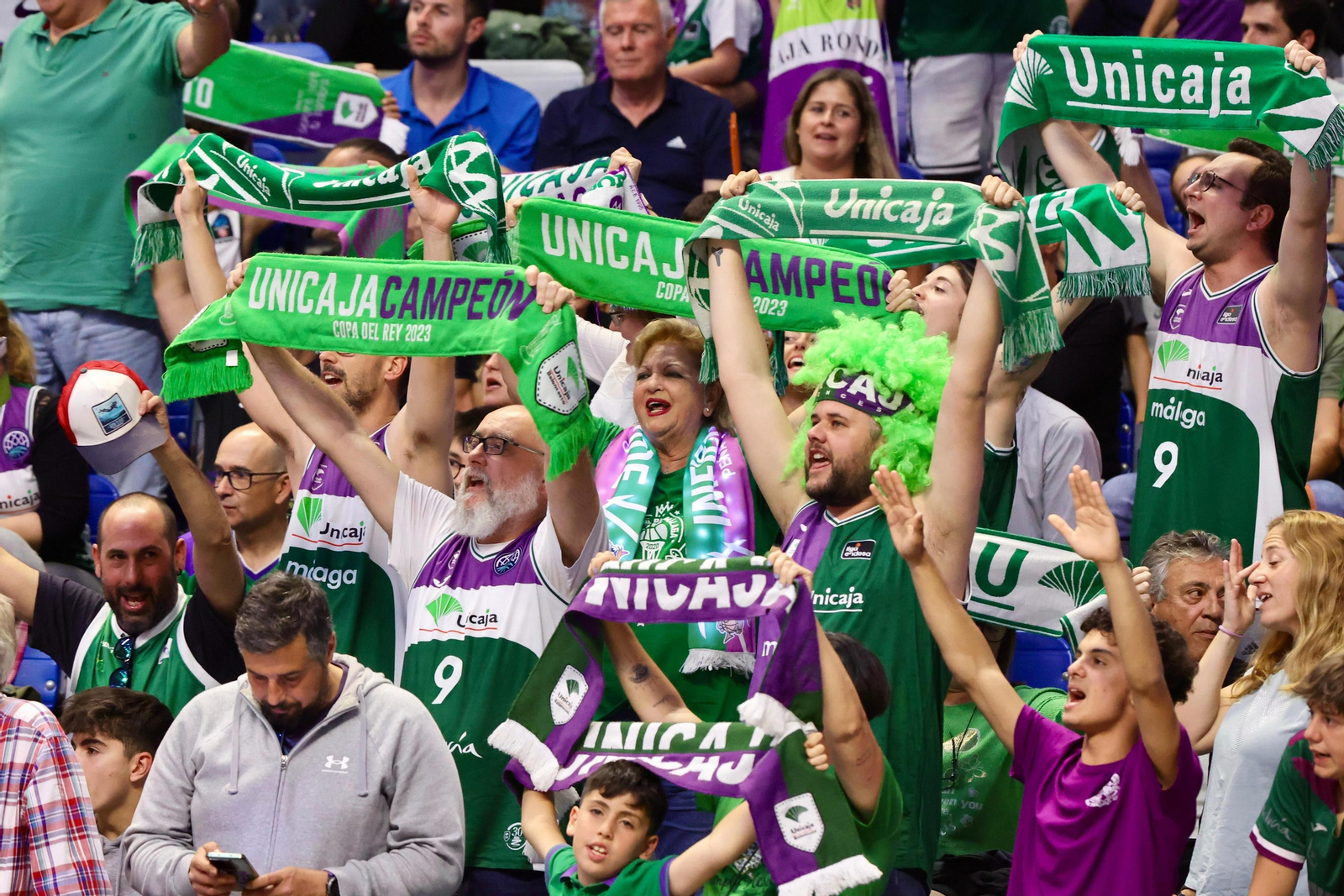 Búscate en las gradas del Carpena en el Unicaja-Baskonia