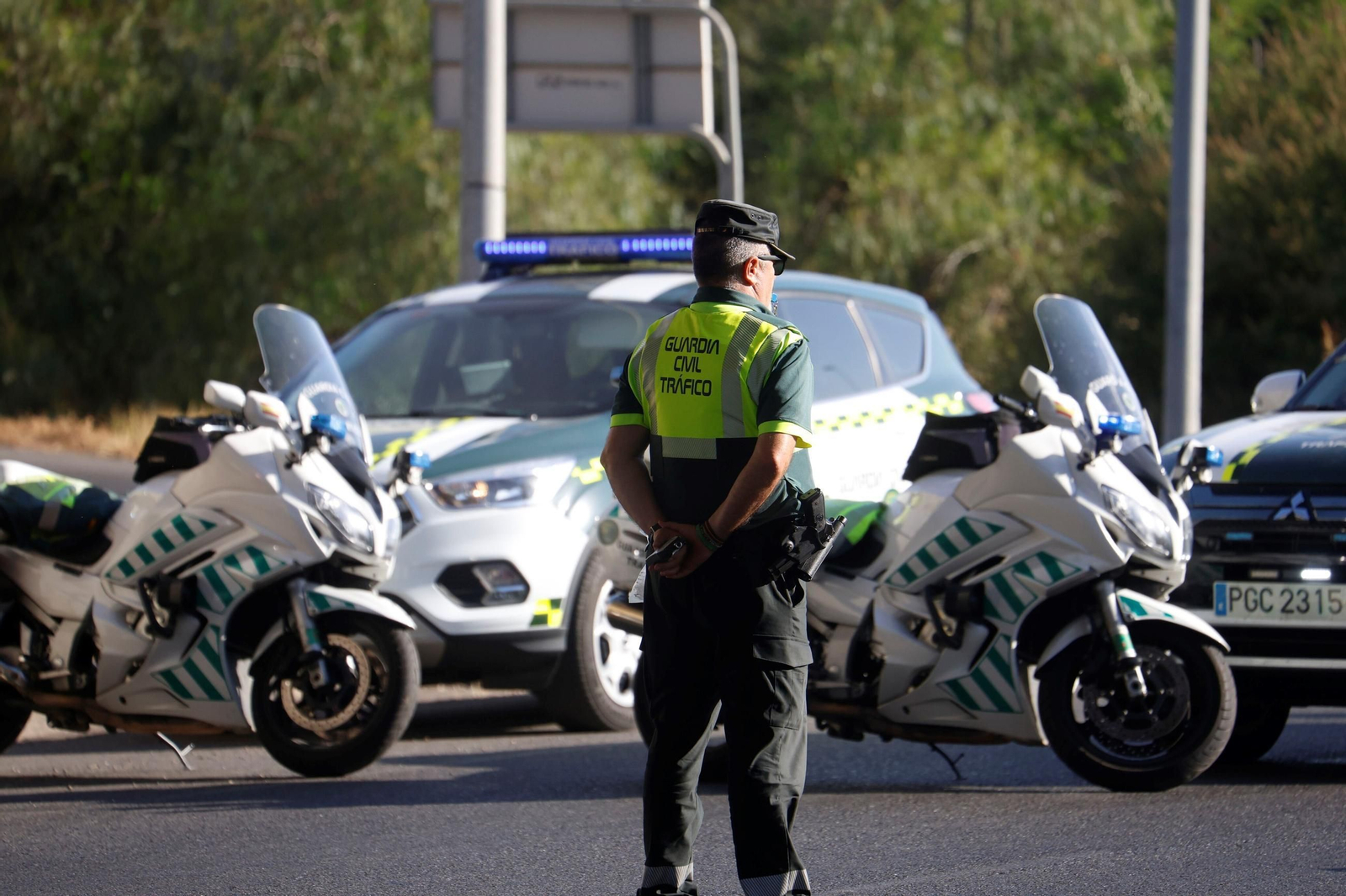 En imágenes, la campaña "No corras, no bebas, no cambies de rueda", de la Guardia Civil, DGT y Aspaym Córdoba.