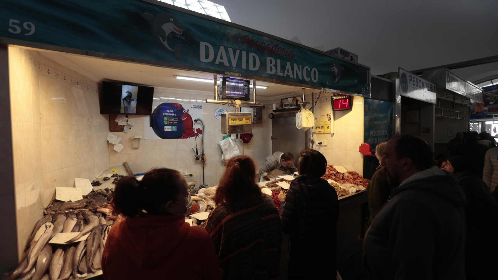Las fotos del mercado de abastos de Algeciras un día antes de Nochebuena