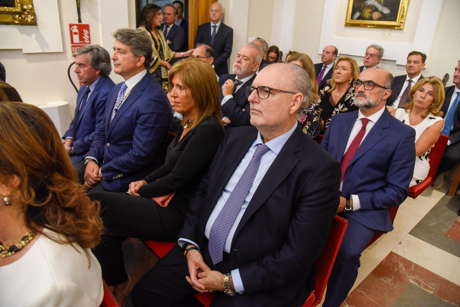 La Academia de Medicina de Sevilla recepciona a tres nuevos académicos correspondientes