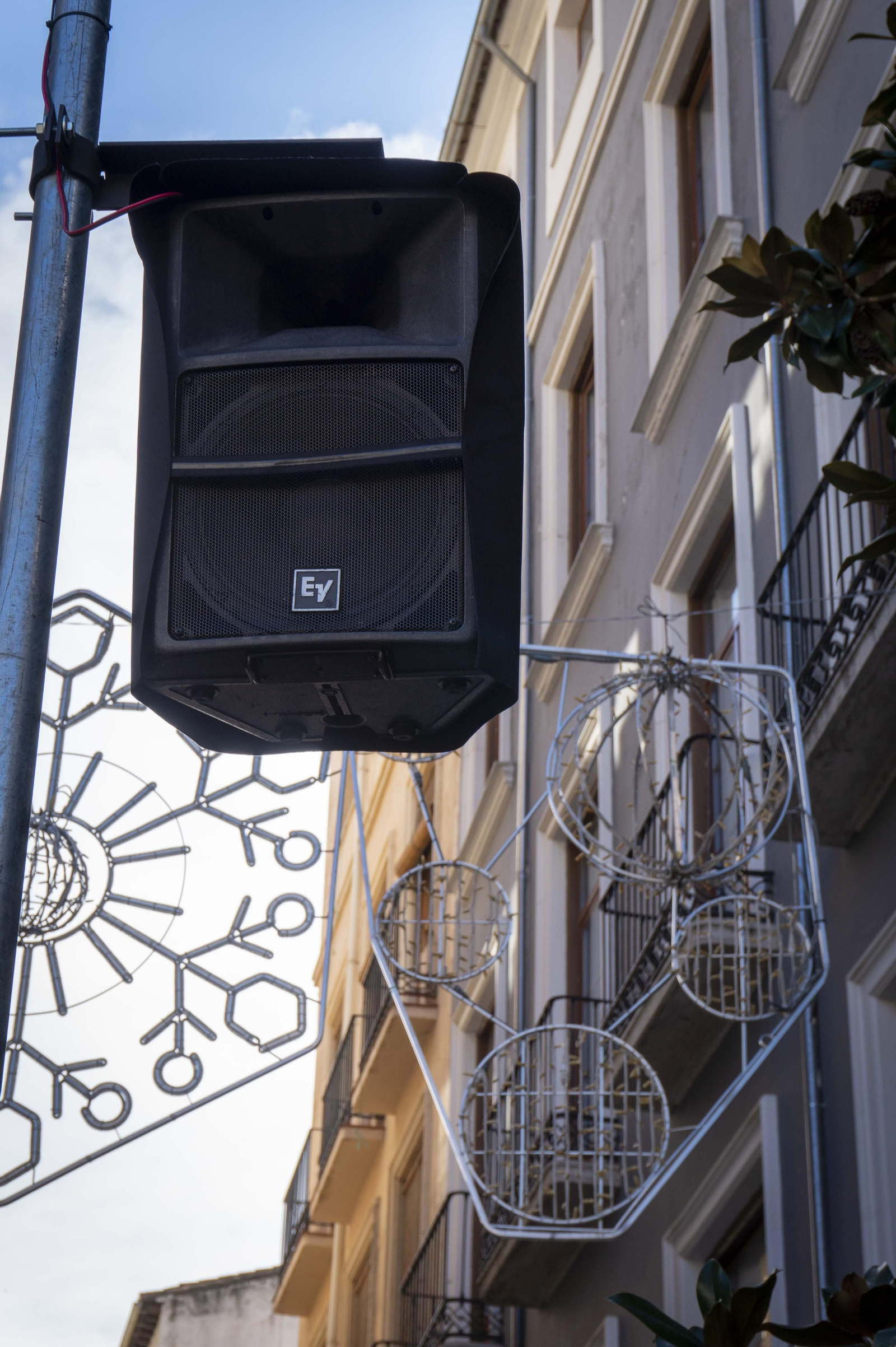 Fotos: Preparación alumbrado y espectáculo de Navidad en Granada
