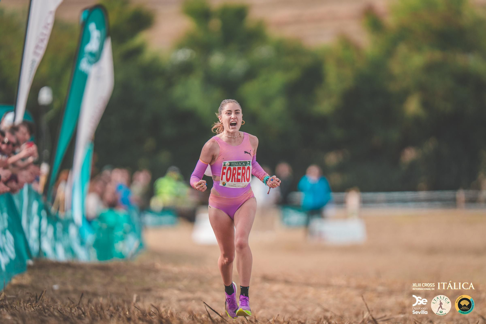 Búscate en las fotos del Cross de Itálica 2025 | 11