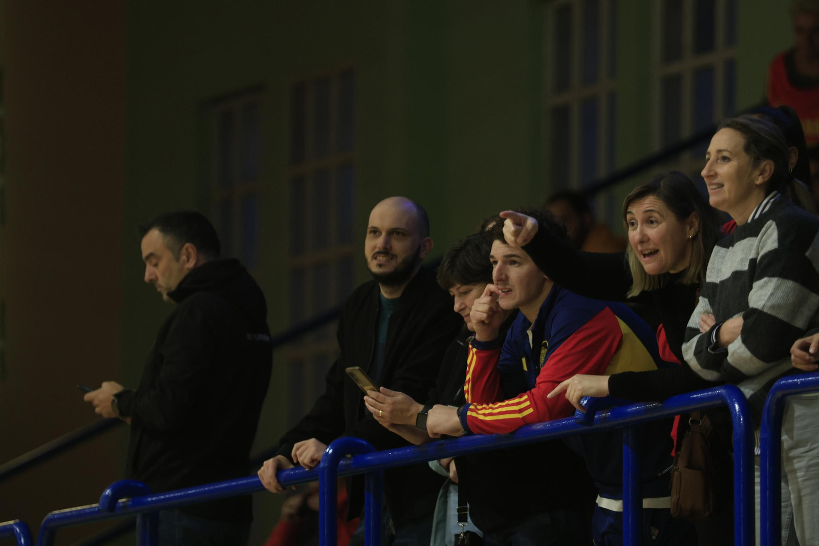 Fotos del partido y ambiente en el España-Italia del Torneo Internacional de Baloncesto Femenino en La Línea