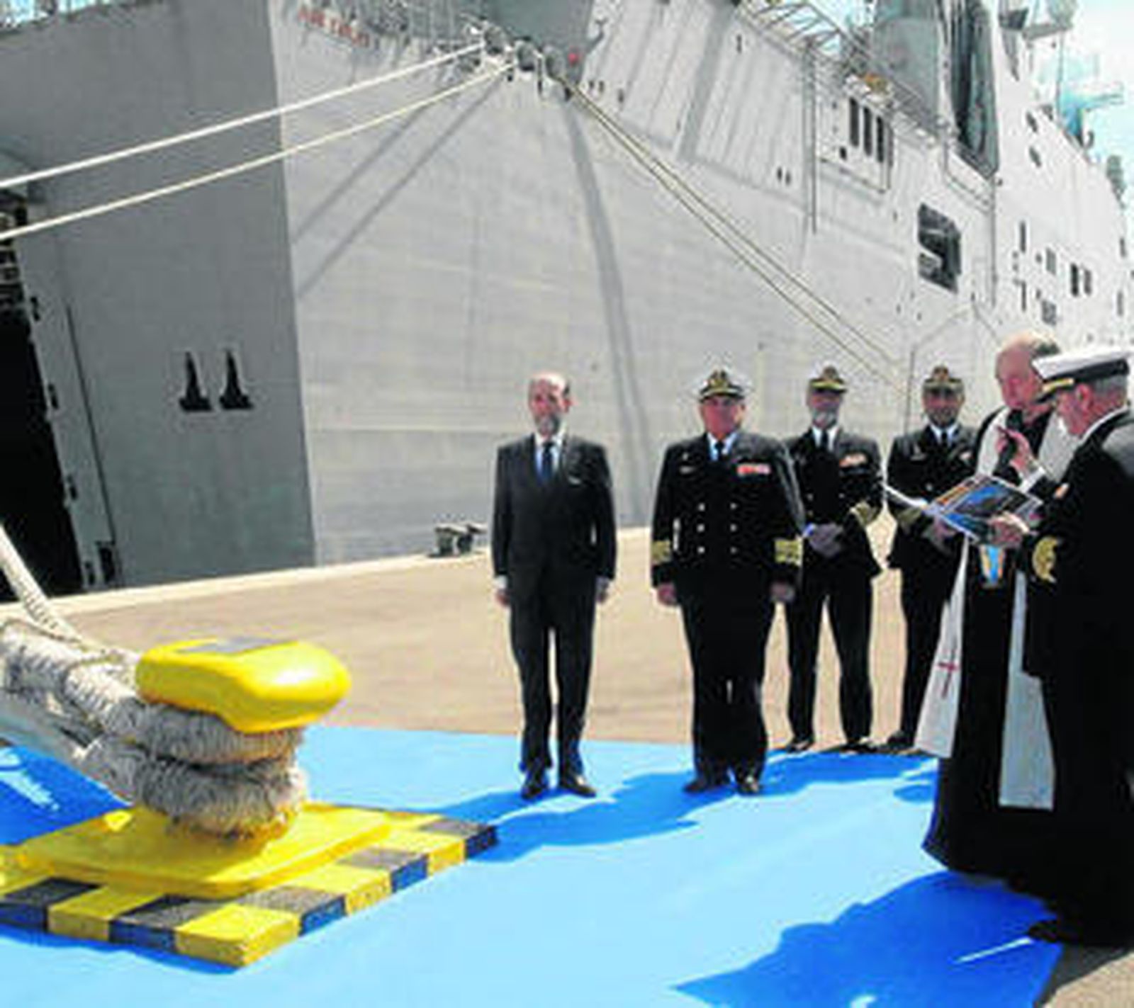 La inauguración del muelle tuvo lugar ayer en la Base.