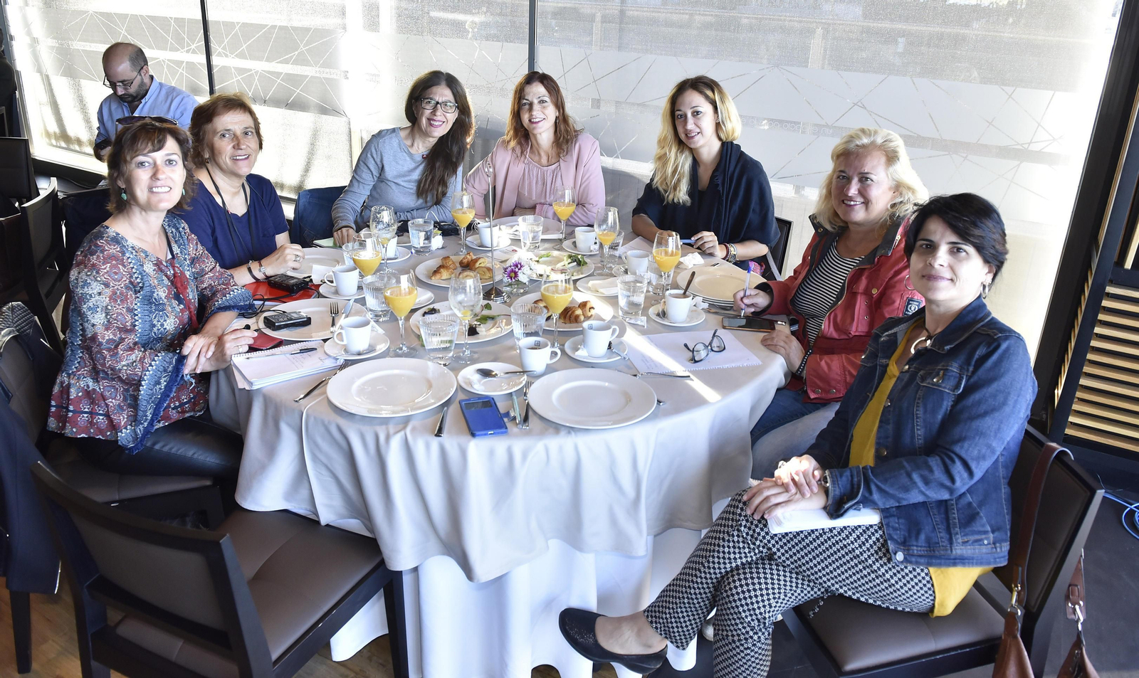 El Desayuno Informativo del Grupo Joly con Juan Espadas, en imágenes