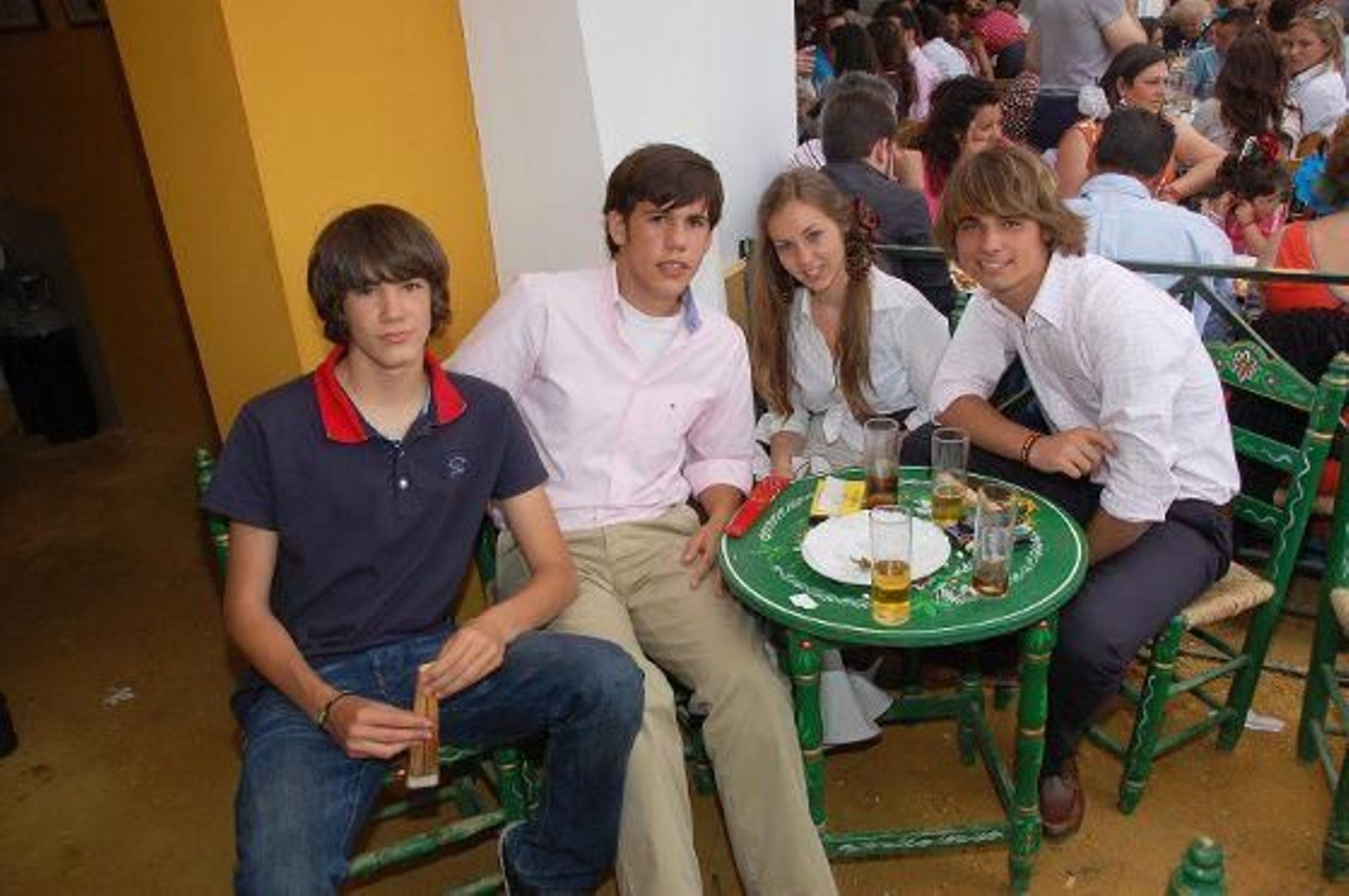 Pepe Bruzón, Manuel Narváez, Miriam Espigado y Federico Joly en la caseta de Diario de Jerez.

Foto: Manu Garcia
