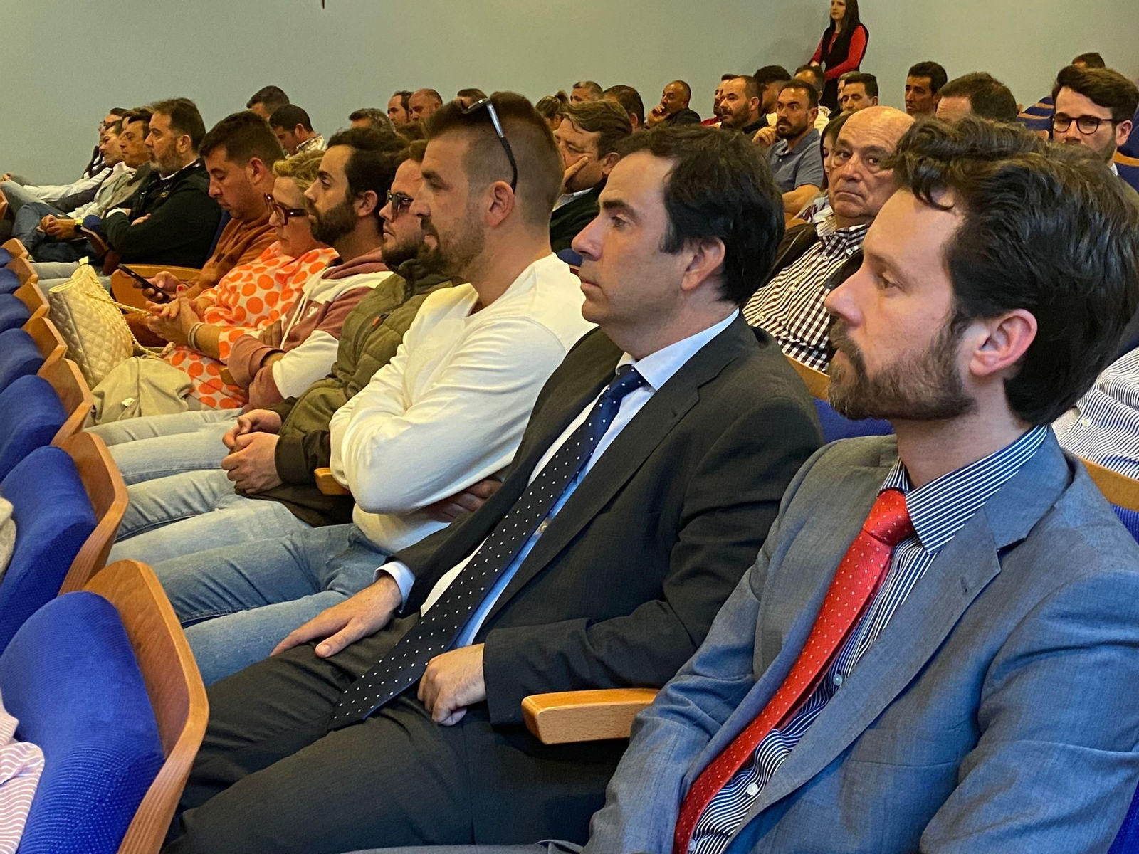 Las mejores fotografías del acto de presentación en Palos del libro de Cajamar sobre el futuro del regadío