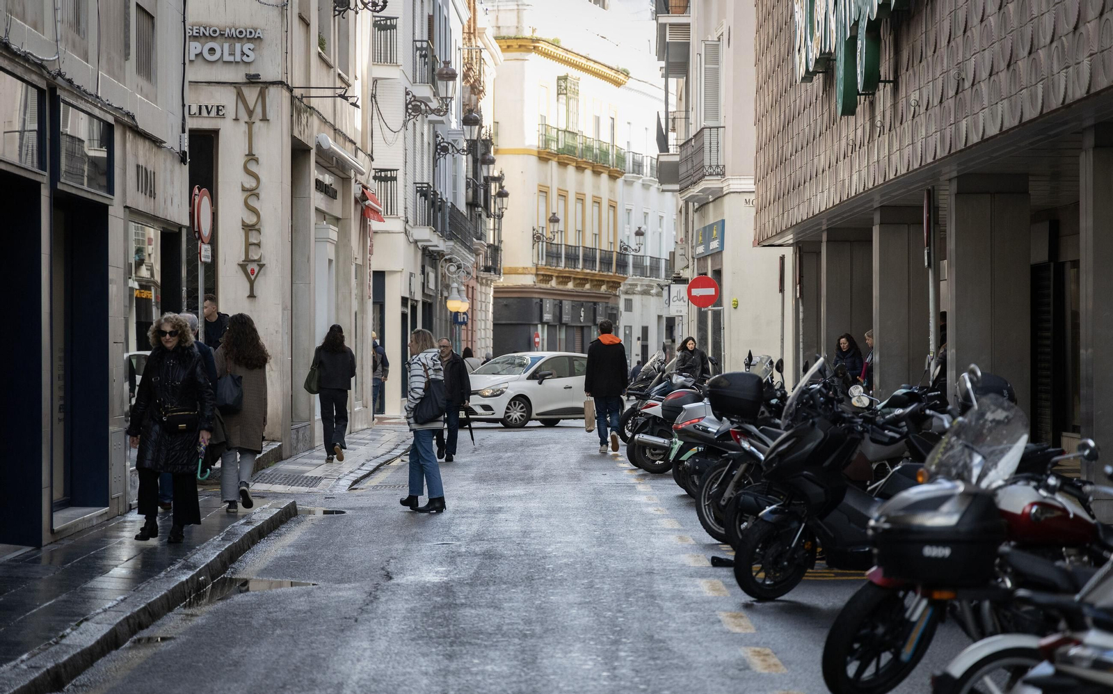 La calle Méndez Núñez, en el centro de Sevilla.