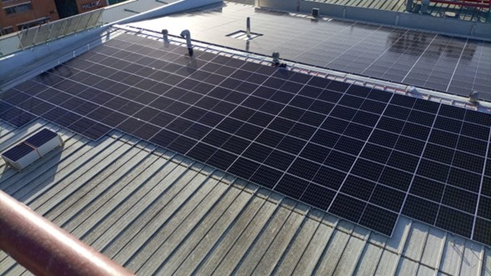 Instalación Quantica en la sede de Román & Martos LODMálaga