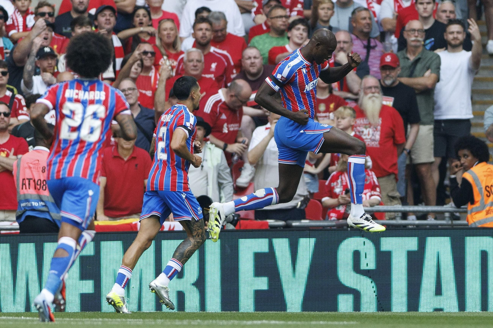 El título del Crystal Palace sobre el Liverpool, en imágenes (2-1)