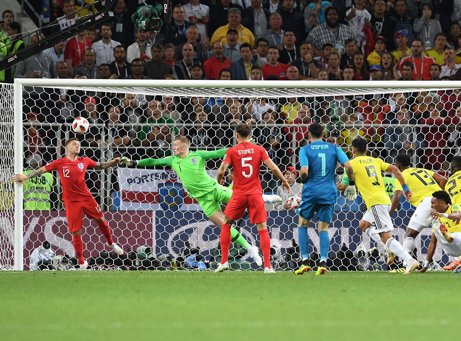 Las imágenes del Colombia-Inglaterra