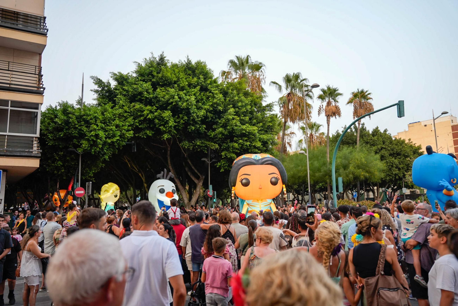 Así se ha vivido la Batalla de Flores en la Feria de Almería